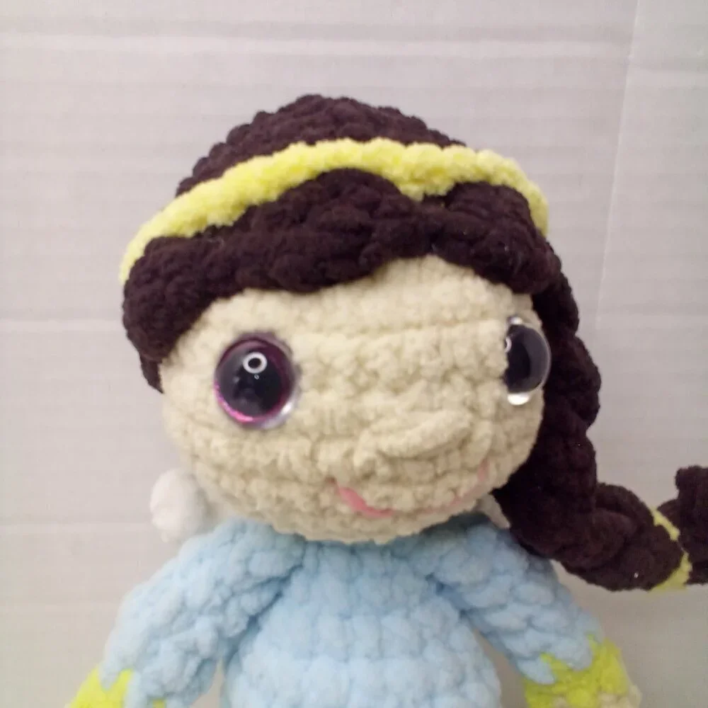 Crochet Angel Doll Handmade Braided Hair Wings 10